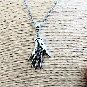 Evil eye hand Magic hot sexy necklace